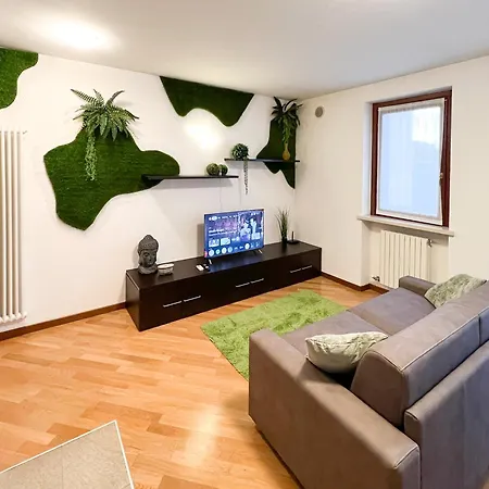 Apartment House Fiera Garage & Wifi